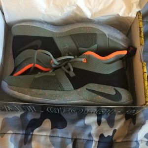 Nike Paul George 2 “Palmdale”!